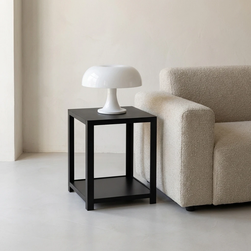 Le Side Table